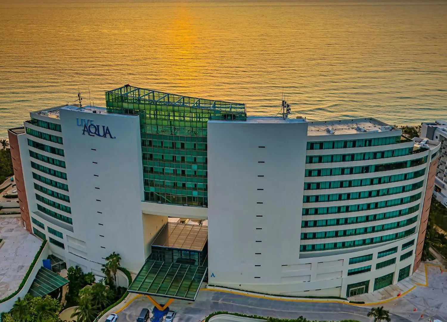 Resort Live Aqua Cancun - Adults Only - All-Inclusive
